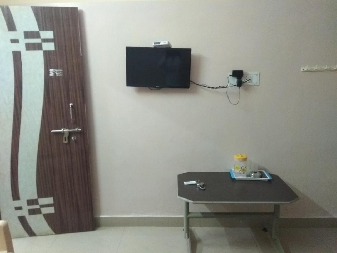 מלון העיר בנגלור Apoorva Residency מראה חיצוני תמונה