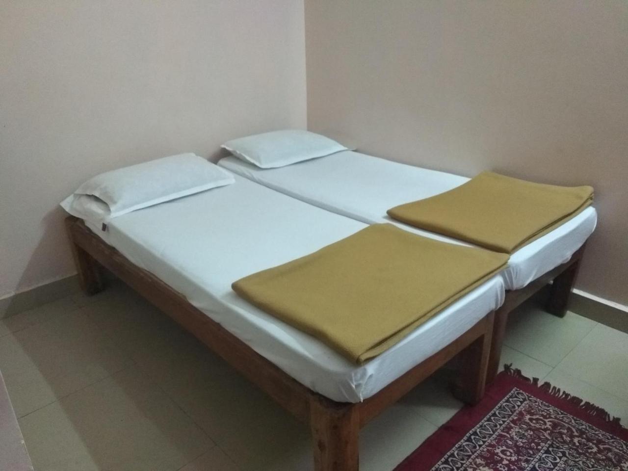 מלון העיר בנגלור Apoorva Residency מראה חיצוני תמונה
